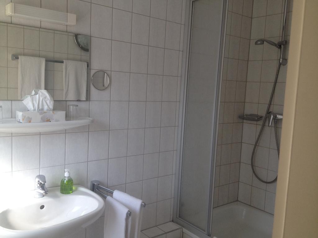 Hotel Friedrichstrasse Lampertheim Quarto foto